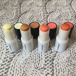 * Super RARE * MAC Tinted Lip Conditioners Bundle * NEW